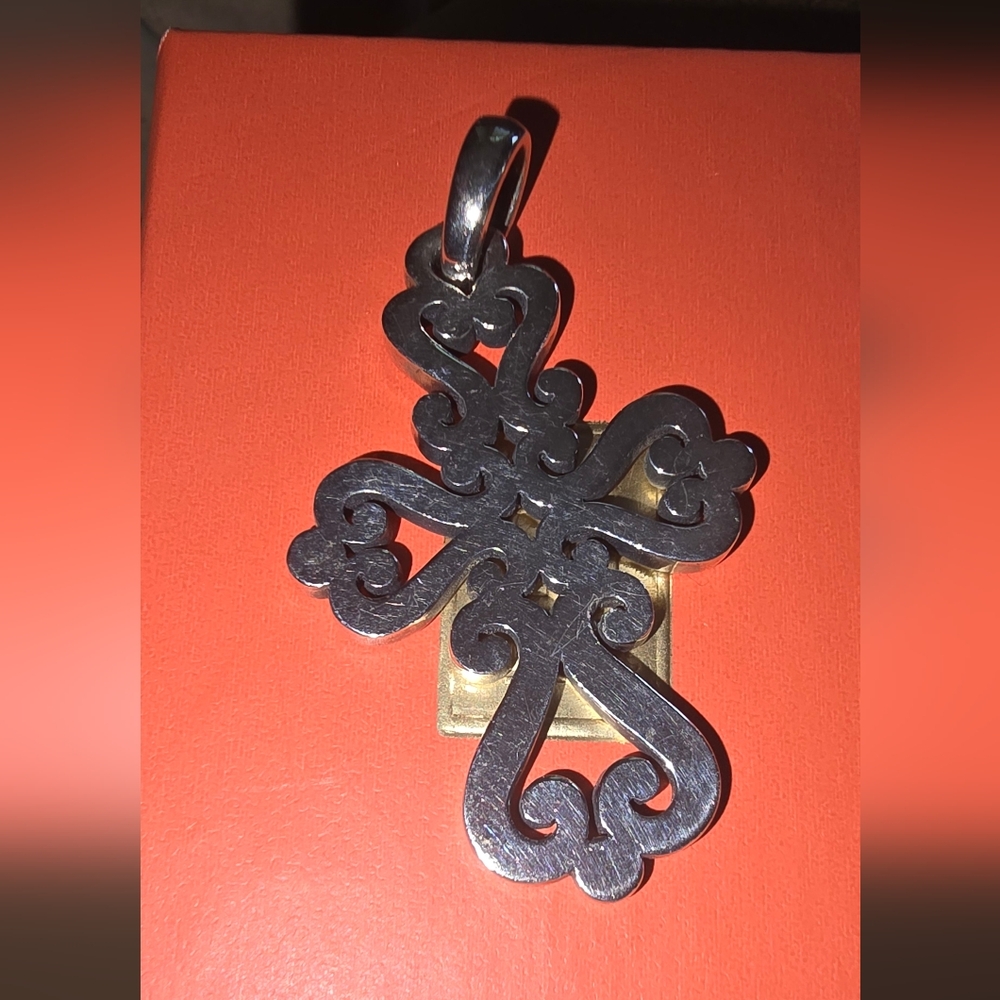 Retired James Avery Sterling Silver Spanish Cross Pendant